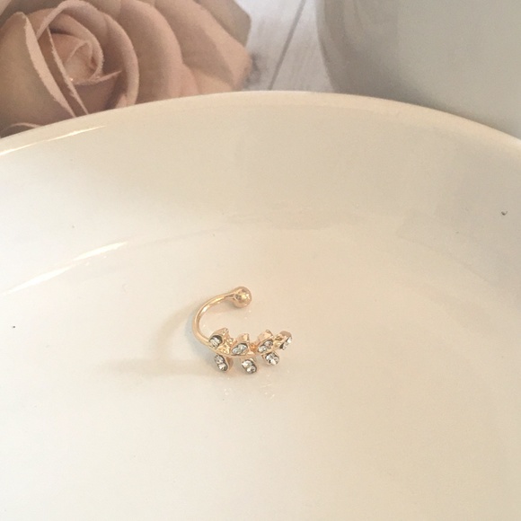 Rhinestone Leaf Ear Cuff (1 pc.) - Picture 7 of 7